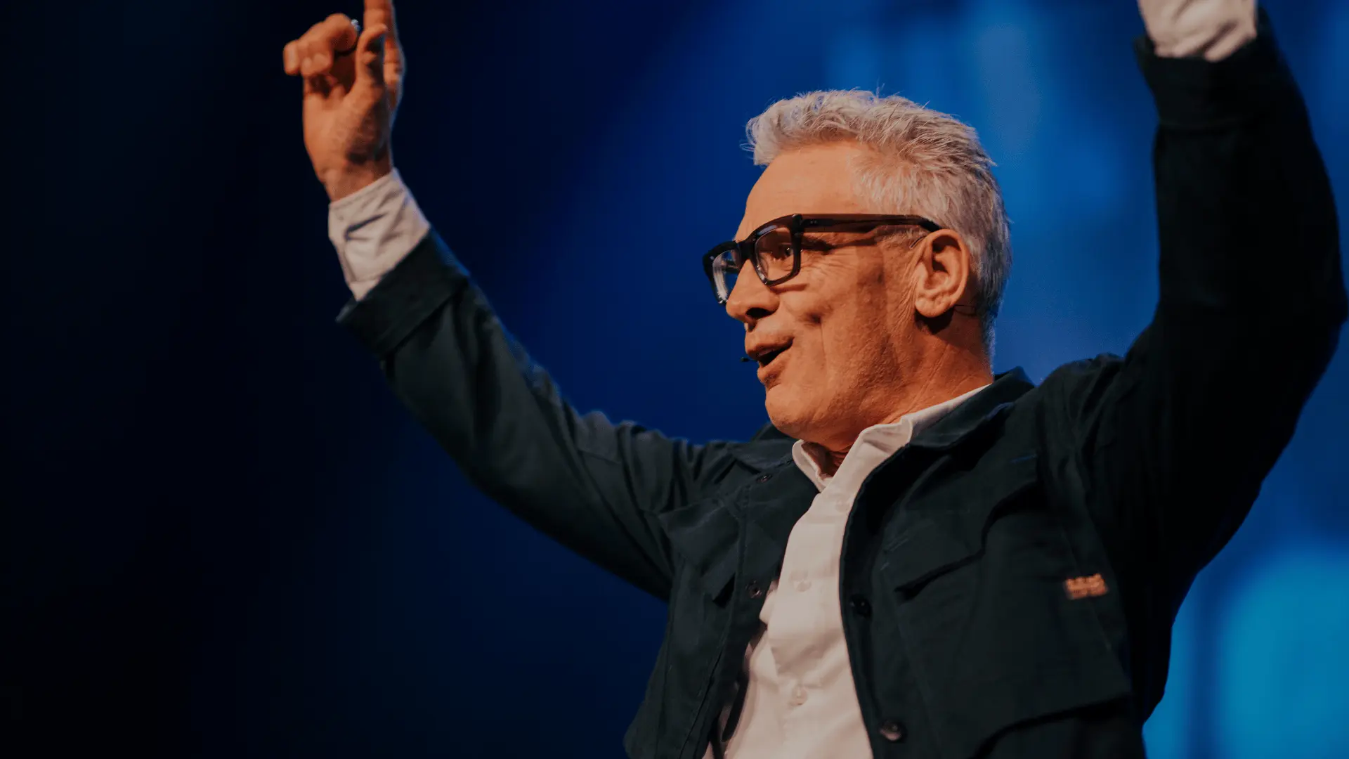 Handoplegging: Ceremonie of Transformatie?